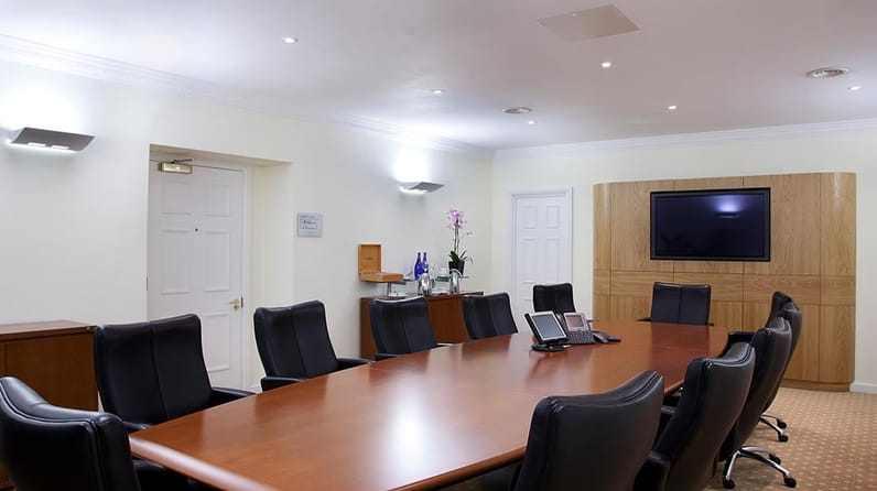 78 Pall Mall's private meeting room with high spec furniture