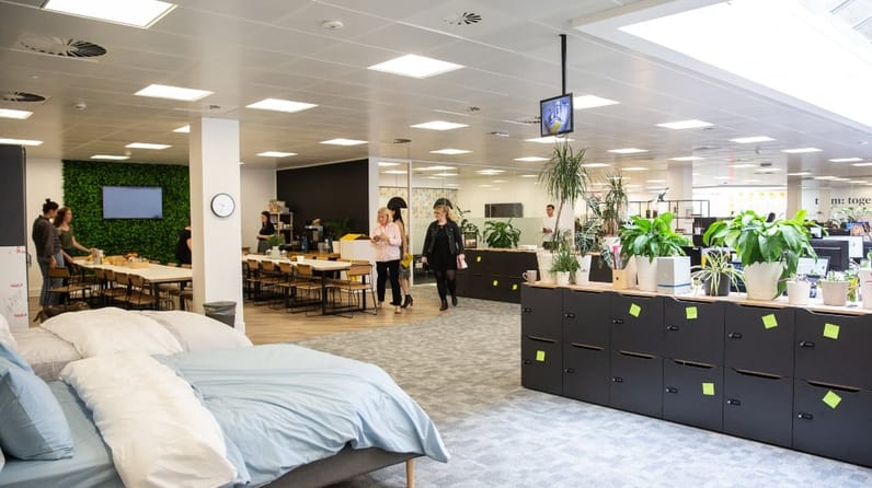 Eve sleep office