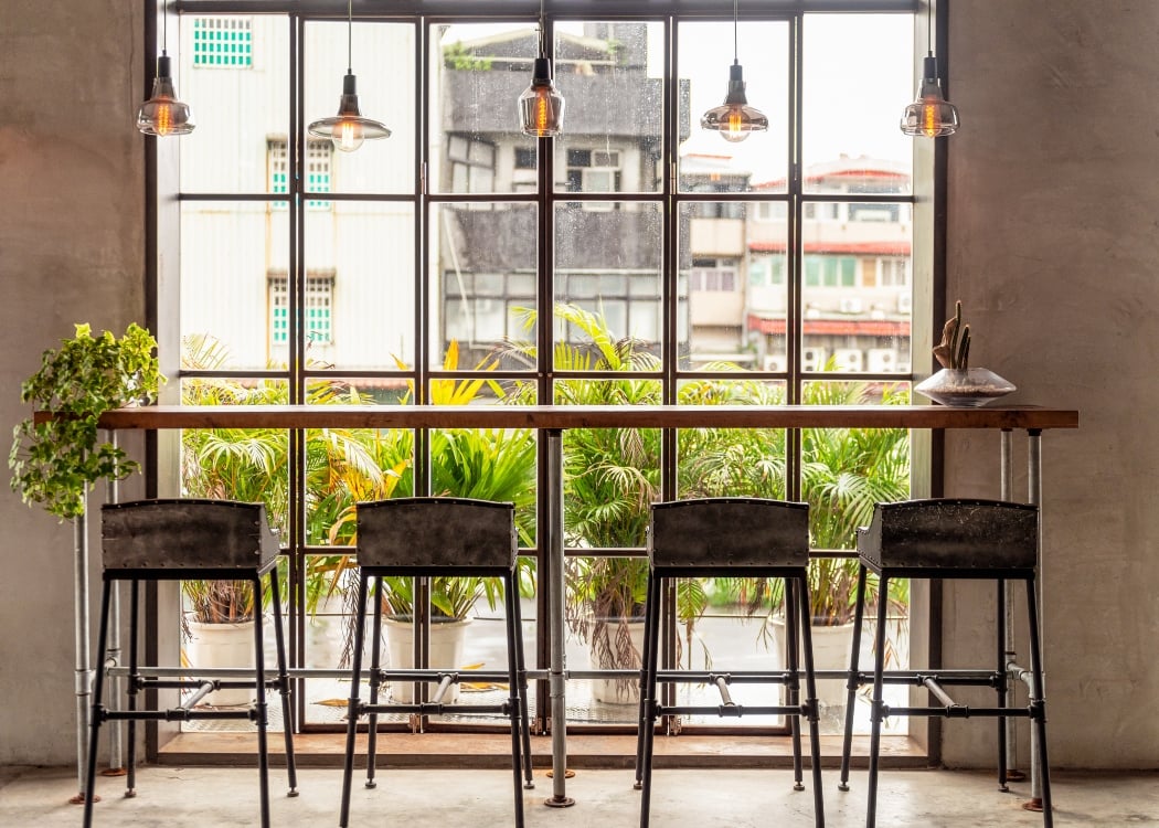 Coffee shops - Worries Wins 1050x750.jpg